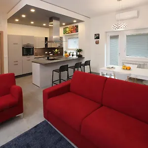  Apartamento Appartamento Turistico Laura